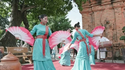 Traditional Cham dancers perform with fans and drums in Nha Trang, Vietnam Stock Footage 333936050