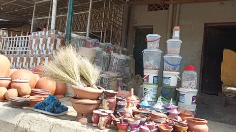 Traditional Clay Made Items Displayed By Roadside Rimin Kebe Kano Nigeria 動画素材 328780545