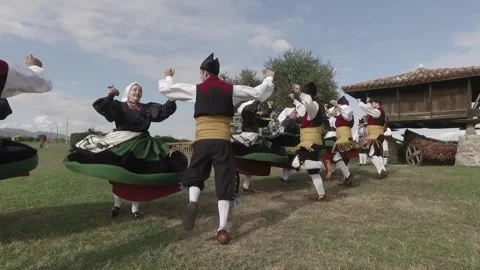 Traditional folklore Stockbeeldmateriaal 137119322