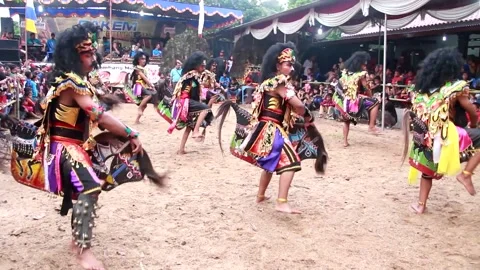 Traditional "Kuda Lumping" Dance Performance In Boyolali, Indonesia Stockbeeldmateriaal 235926192