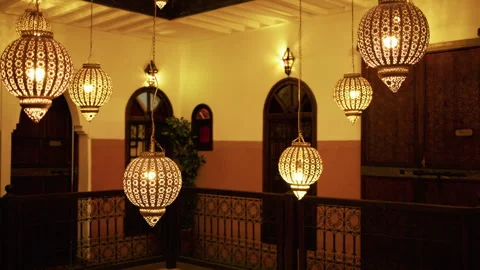 Traditional Lamps Inside The Old Moroccan Riad Видео 314861605