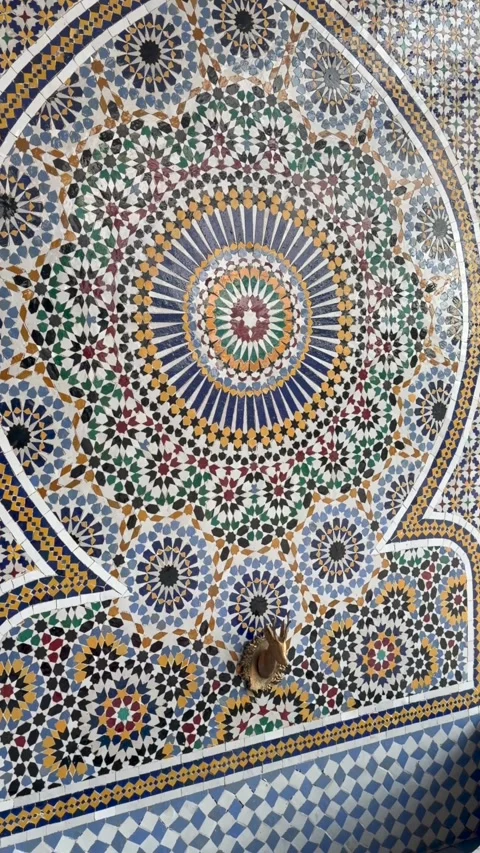 Traditional Moroccan mosaic tile pattern with intricate geometric design Stock Footage 334538673