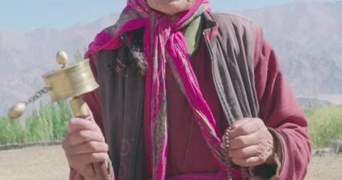 Traditional Prayer 스톡 동영상 137216485