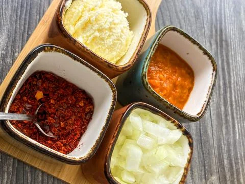 Traditional Side Dishes for Grilled Ćevapi 스톡 사진