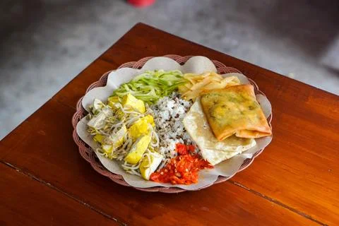 Traditional Sundanese rice mixed with roasted fermented soybean cake Stock Photos