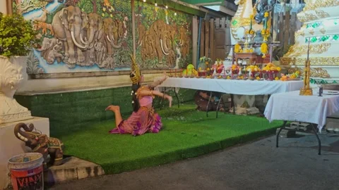 Traditional Thai dancer performs at a shrine in Chiang Mai, Thailand. Stock Footage 336770425
