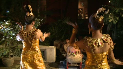 Traditional Thai dancing Stock Footage 583229