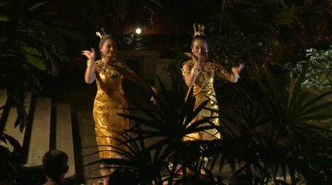 Traditional Thai dancing Stock Footage 583246