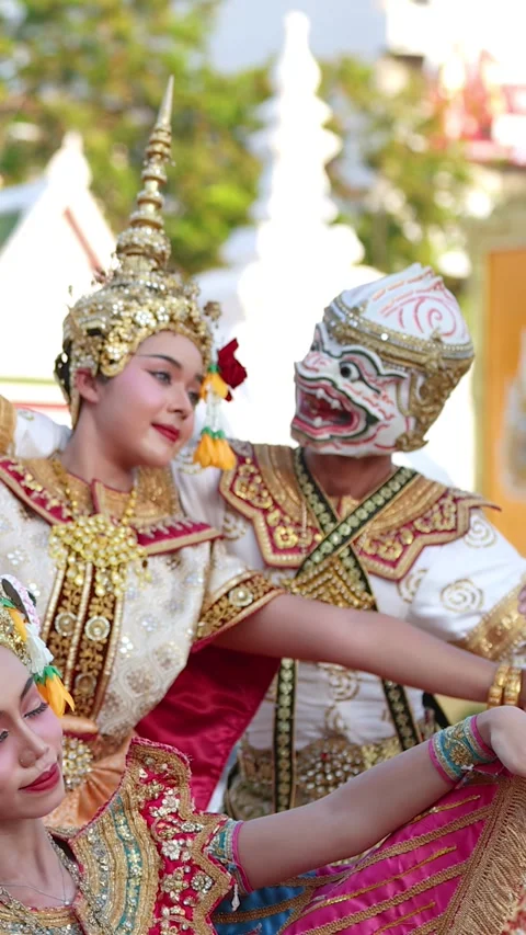 Traditional Thai Khon Dance Performance at Wat Suthat Thepwararam in Bangkok Stock Footage 337388620