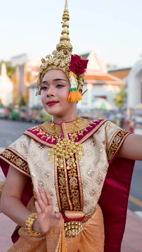 Traditional Thai Khon Dance Performance at Wat Suthat Thepwararam in Bangkok Stock Footage 337388654