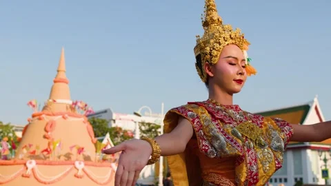 Traditional Thai Khon Dancer Performs in Front of Bangkok Giant Swing Stock Footage 333102595