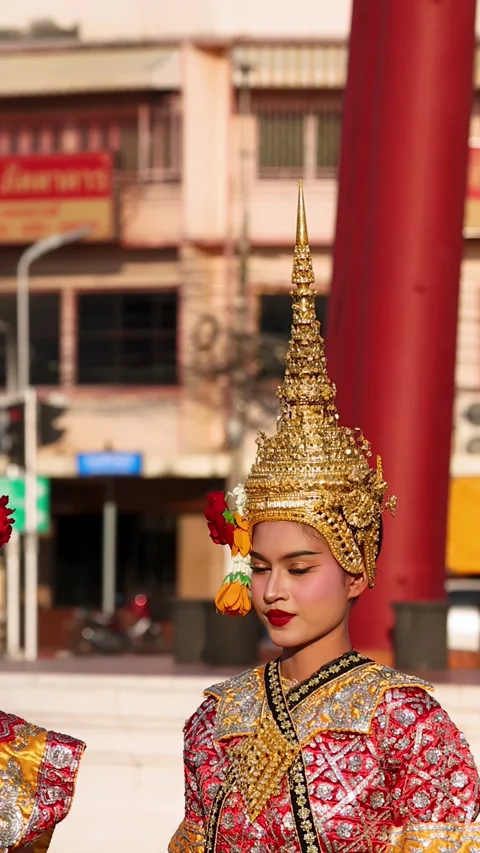Traditional Thai Khon Dancer Performs in Front of Giant Swing Bangkok Stock Footage 334172079