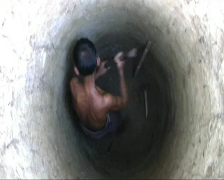 Traditional a Well Digging Видео 154289