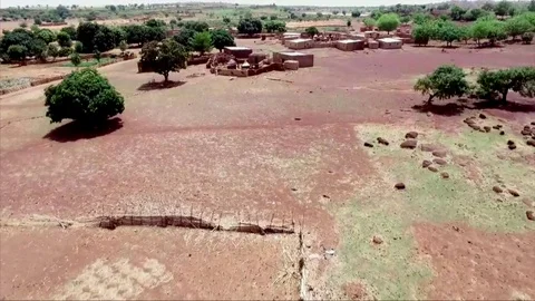 Traditionnal village's courtyard in Sourou region Stock Footage