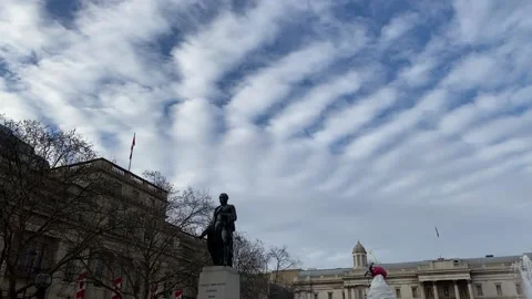 Trafalgar Square cloudy sky Video stock 149685105