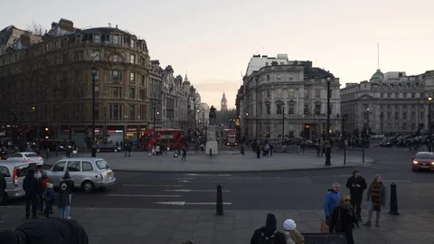Trafalgar Square looking towards Big Ben 動画素材 110971427