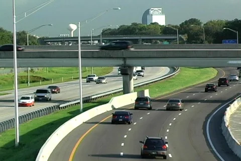 Traffic-8 動画素材 518367