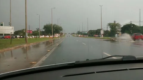 Traffic and rain Stock Footage