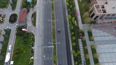 Traffic and roads that are empty during the pandemic Video stock 144976895