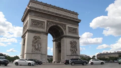 Traffic in the Arch de Triomphe. Paris, France. Stock Footage 140550326