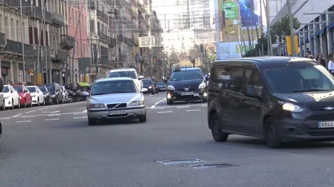 Traffic in barcelona Stock Footage 231435305