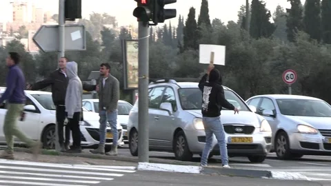 Traffic beeping in support of protesters, judicial reform protests Jerusalem Video stock 237083606
