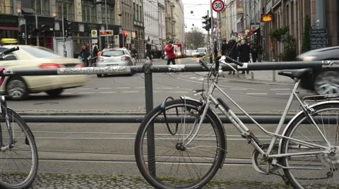 Traffic at Berlin district Mitte at Hackscher Markt 스톡 동영상 47283898