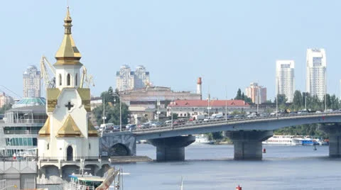 Traffic on the bridge Stock Footage 25872916