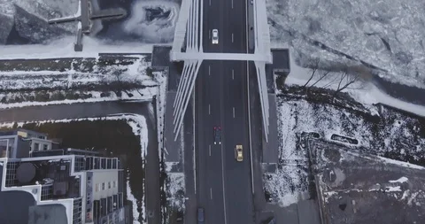 Traffic bridge over river Video stock 86512941