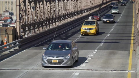 Traffic on the Brooklyn Bridge Stock Footage 56870595