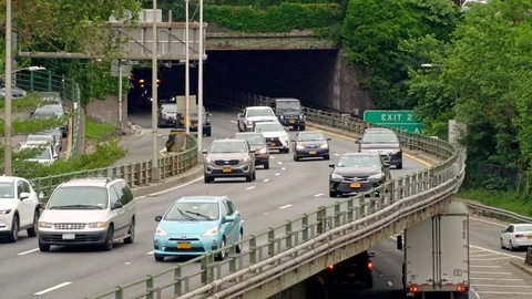 Traffic on the Brooklyn Queens Express way Stock Footage 91663515