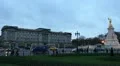 Traffic in Buckingham Palace, Victoria Memorial, Queen's Gardens in London, UK HD Footage