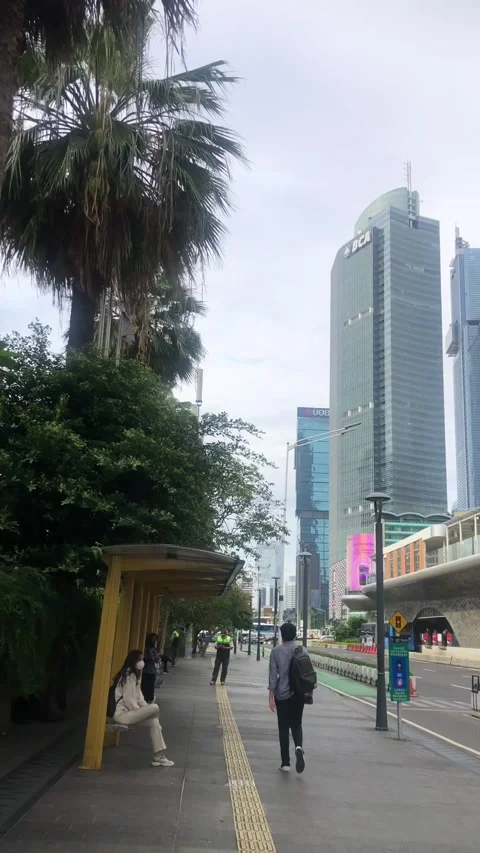 Traffic &amp; Building Stock Footage 237214969