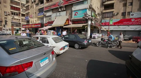 Traffic in Cairo, Egypt Vídeos de archivo 63905385