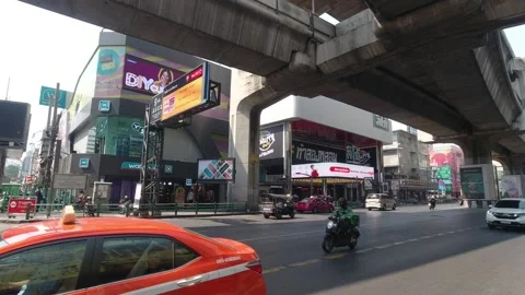 Traffic in the central part of Bangkok Stock Footage 149774833