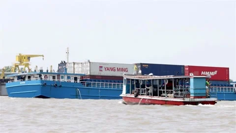 Traffic at Chao Phraya river at Bangkok, slow motion Stock Footage 341481289