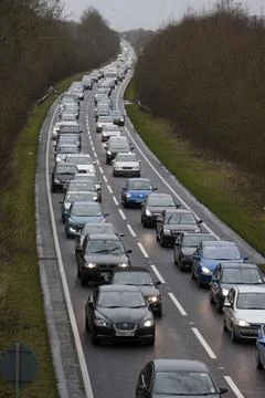 Traffic Chaos On The A41 As Shoppers Queue For The Bicester Shopping Centre In O Stock Photos