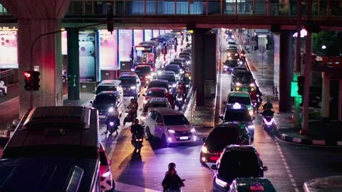 Traffic condition at CSW intersection at night Stock Footage 330565498