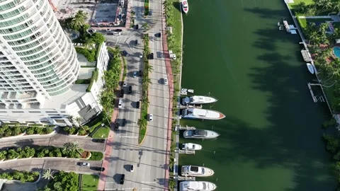 Traffic in downtown Miami Video stock 249000119