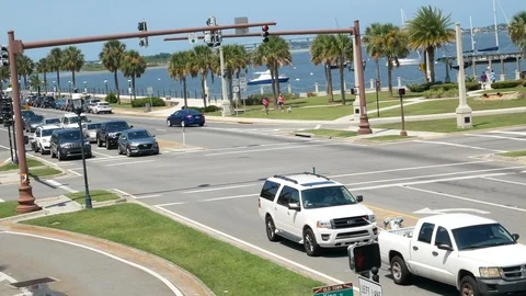 Traffic in downtown St. Augustine, Florida, United States. Vidéo 115968077