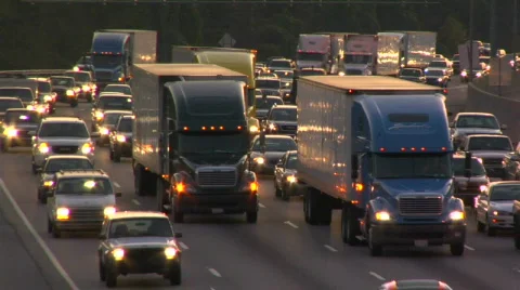 Traffic at dusk Stock-Footage 845155