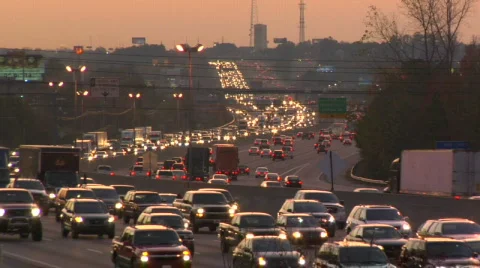 Traffic at dusk Stock-Footage 845157