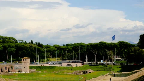 Traffic at the end of the Circus Maximus area, Rome Stock Footage 133789558
