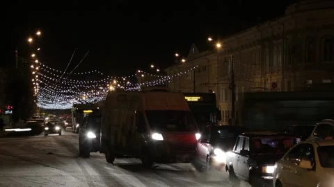 Traffic-in-the-evening-in-the-city 動画素材 137838898