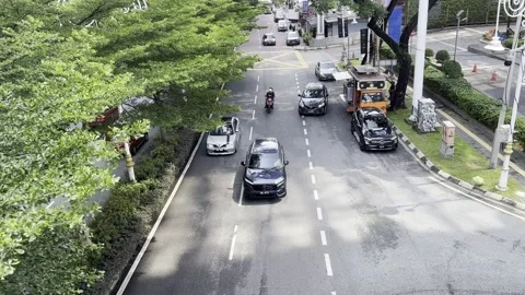 Traffic flow on normal day Stock Footage 340034469