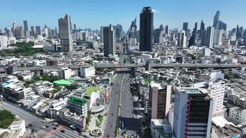 Traffic flow with vehicles moving Stock Footage 333719518