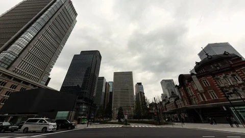 Traffic in front of the Tokyo Station (Editorial) Stock Footage 104884485