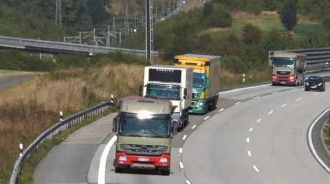 Traffic on German highway A3 Видео 67725945