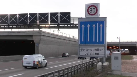 Traffic on German highway Vidéo 84039958