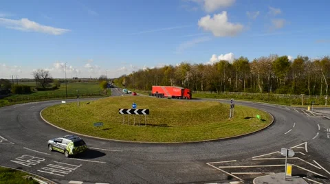 Traffic going round roundabout selby yorkshire united kingdom Stock Footage 62673521